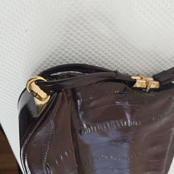 Vintage 60s Black Eel Skin Leather Shoulder Bag Gold Hardware Adjustable Strap - Picture 4 of 9